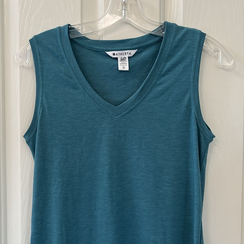 Athleta Teal Green V-Neck Tank Top - Picture 3 of 10